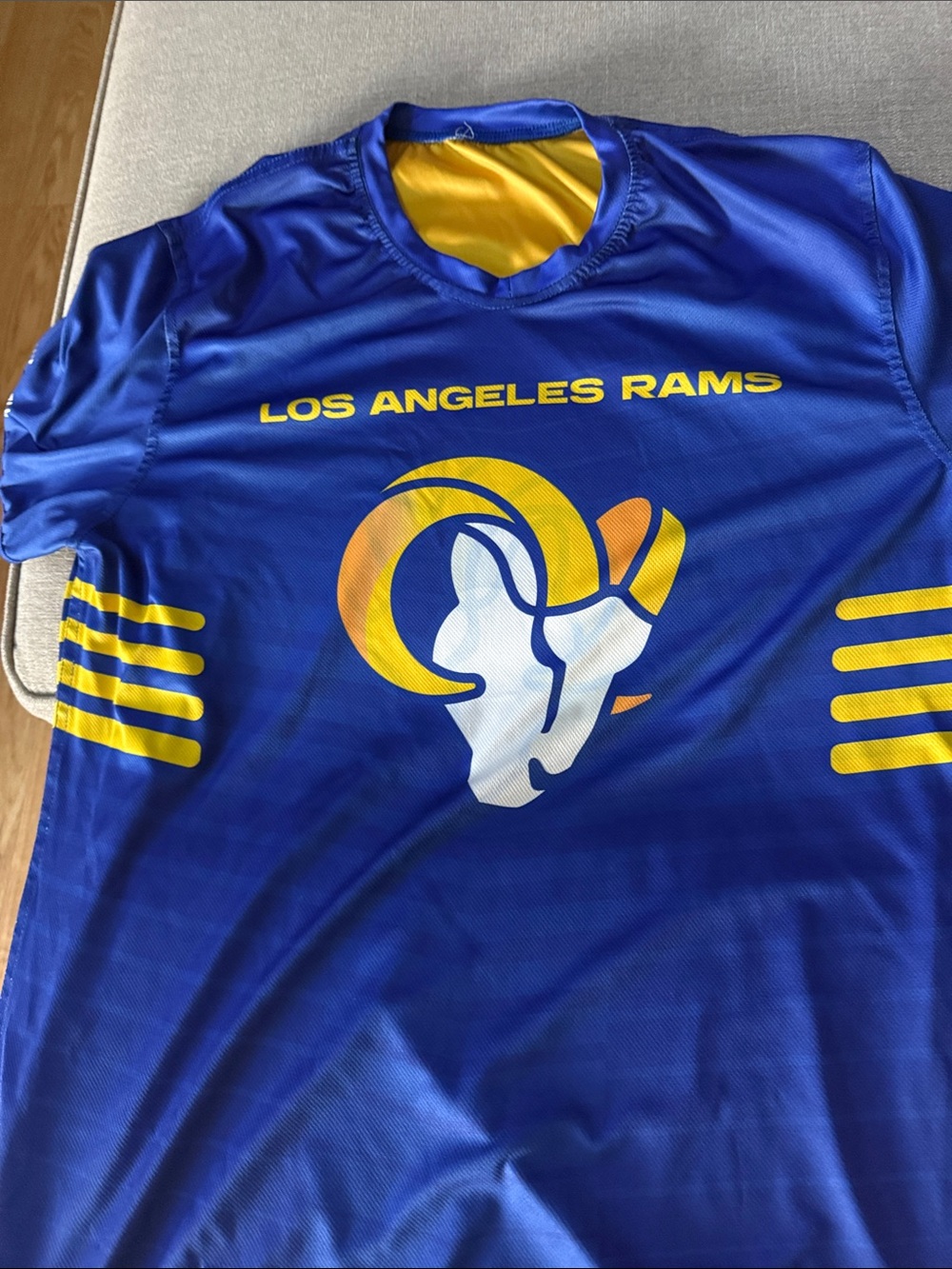 Los Angeles Rams Blue & Yellow Team Logo Tee